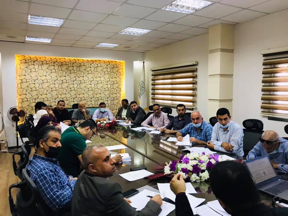 سلطة المياه وجودة البيئة تعقد اجتماعا مهما لمناقشة مسودة الاشتراطات الفنية والبيئية لمصانع الخرسانة الجاهزة "الباطون" ومصانع الطوب "البلوك"